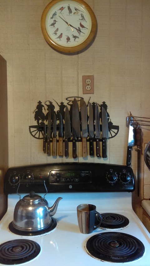 IMAG0757knife rack - Copy.jpg